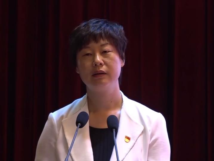 【视频】第十一届中原智库论坛 睢县县委书记吴海燕作大会报告：《打造中原鞋都，助推县域经济高质量发展》